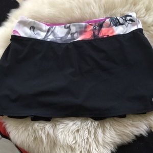 Lulelemon Black Skort